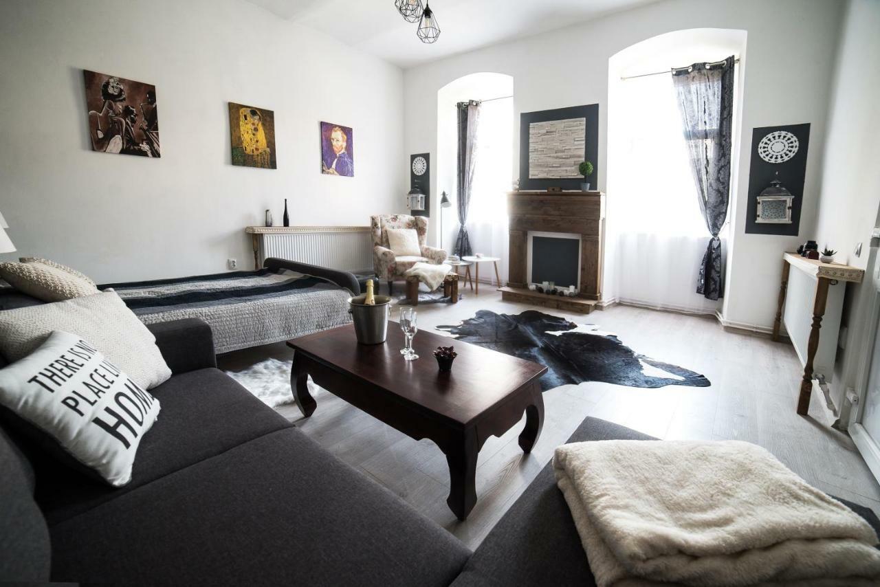 Ultra Central Apartment Cluj-Napoca Exteriör bild